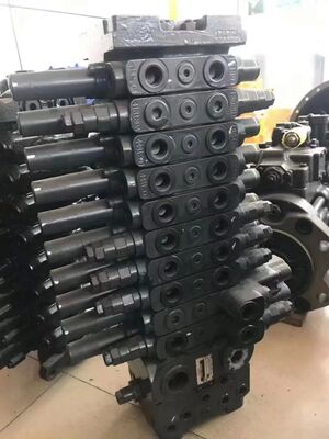 EX55 ZX60 4310051 4348186 4668463 Gruppo valvola di controllo principale idraulico per parti del mini escavatore HITACHI DPK-T04-6P2G-AB