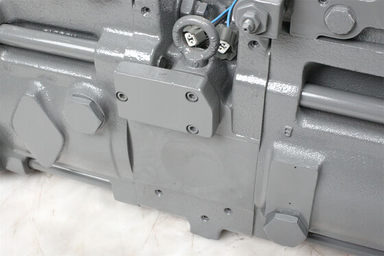 SY215-8 04865 K3V112DTP-NISER-9T8L POMPA IDRAULICA