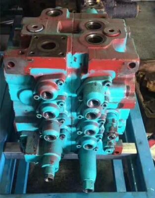 Valvola di controllo principale idraulica SK200-5 per pezzi di ricambio per escavatori Kobelco LQ30V00026F1 Valvola di controllo principale OEM