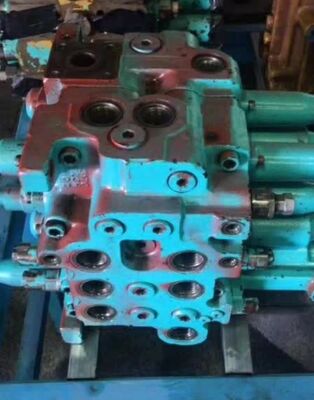 Valvola di controllo principale idraulica SK200-5 per pezzi di ricambio per escavatori Kobelco LQ30V00026F1 Valvola di controllo principale OEM