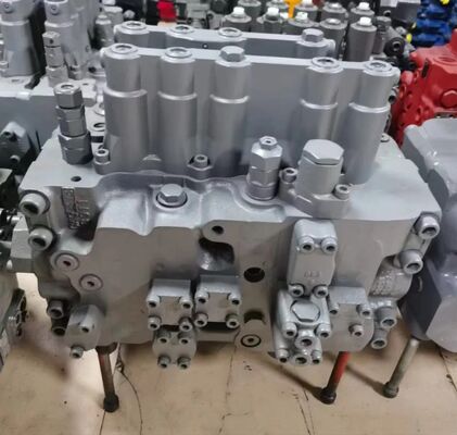Gruppo valvola di controllo idraulico EX330-3 per pezzi di ricambio per escavatore Hitachi 4433970 Mercato secondario della valvola di controllo principale