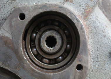 La pompa idraulica dell'escavatore EX400-5 parte la trasmissione che alloggia la cassa 0001472